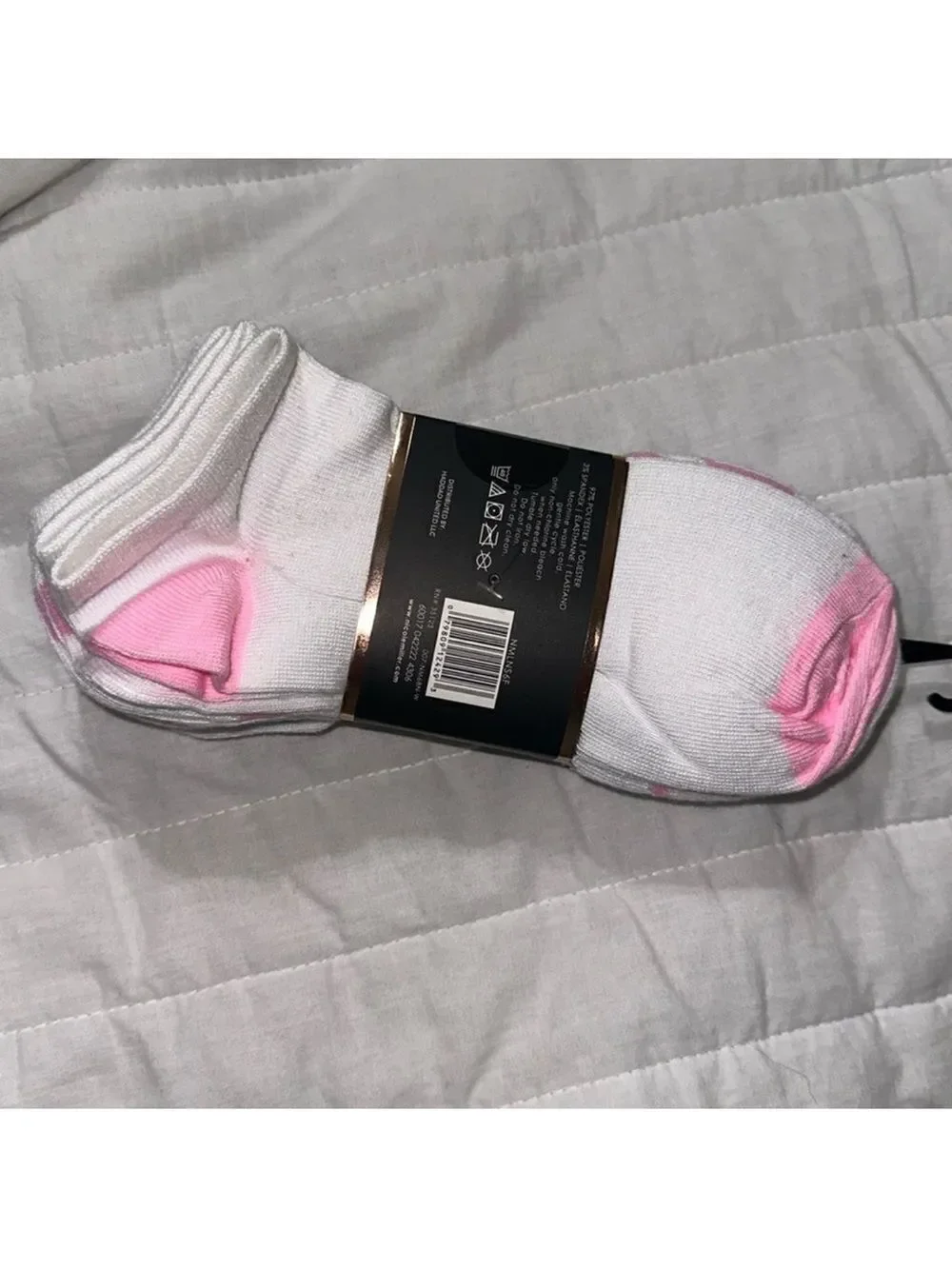 nicole miller Ladies 6 Pack No Show Ankle Socks White Pink Green Gray